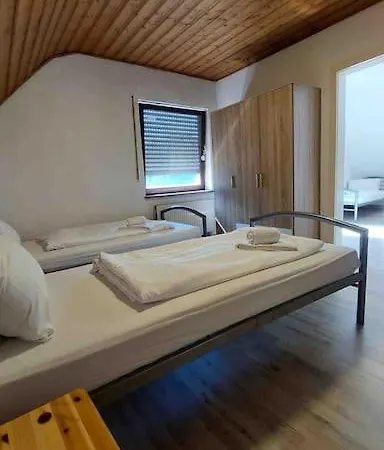Wa122 - Grosse Monteurwohnung Uebergangswohnung Апартаменты *